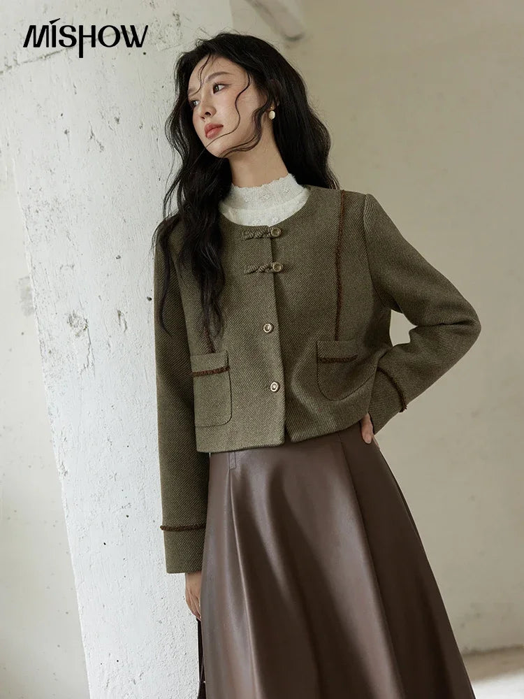 MISHOW Fashion Plaid Tweed Coat Women Premium Elegant Gentle Tweed Jacket Single Breasted Long Sleeve Loose Short Top MXD46W0449