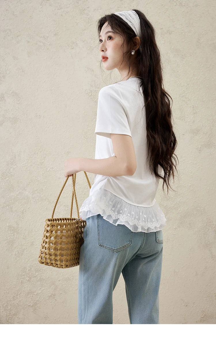MISHOW Lace Hem Splicing T-shirt for Women Spring/summer 2025 Round Neck Versatile Top Streetwear Solid Casual Tees MXE31T0528