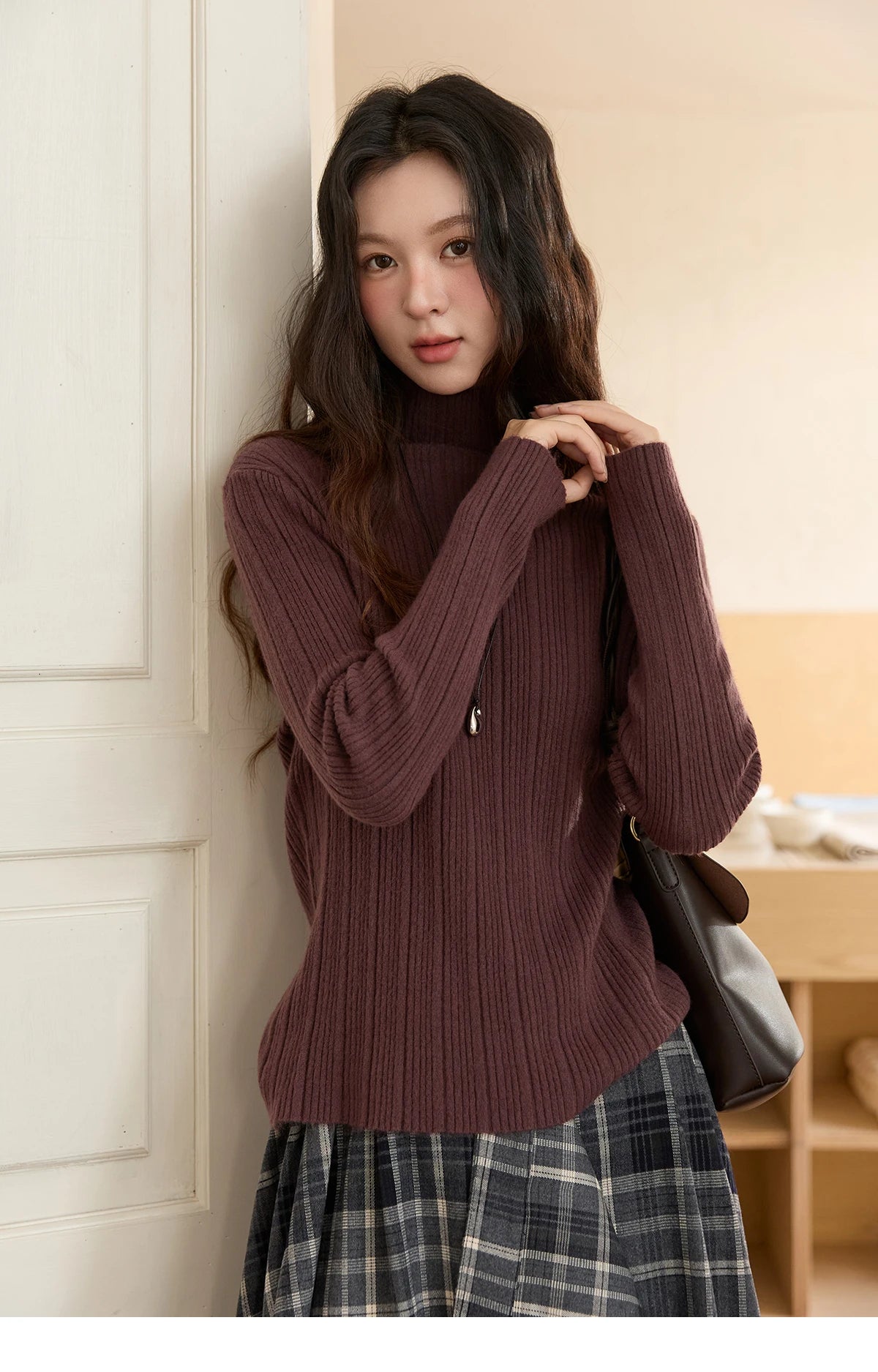 MISHOW Women's Long-sleeved Tops 2025 Winter Simple Solid Turtleneck Sweater Vertical Ribbed Slim Fit Casual Top MXE86Z2656