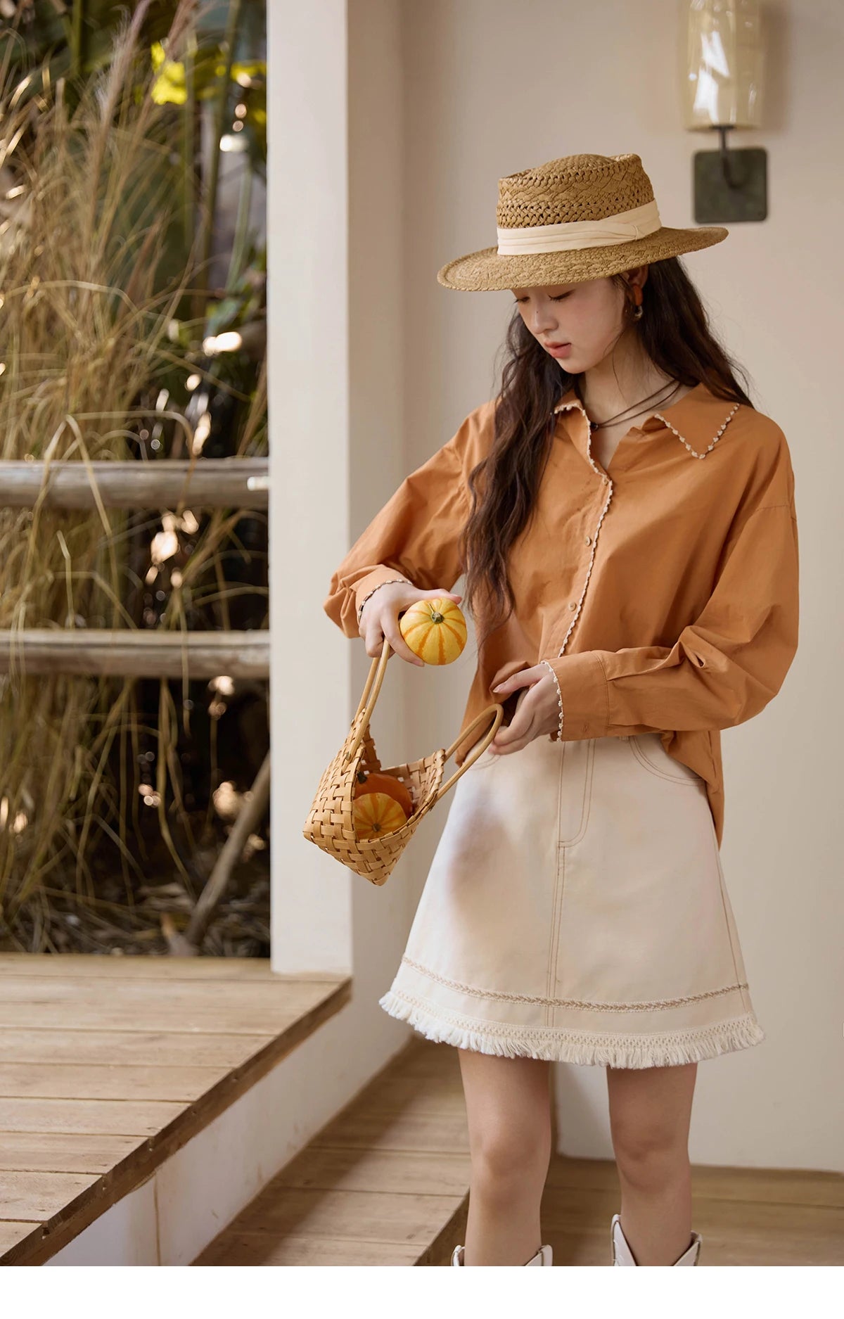 MISHOW Women's 100% Cotton Shirt 2025 Autumn Korean Lapel V-neck Single Breasted Tops Lace Trim Shirts Office Lady MXE43C2377