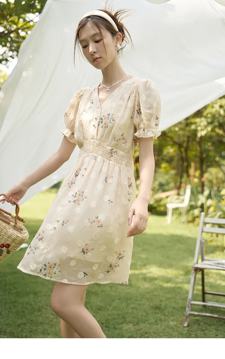 MISHOW Women's Chiffon Dress 2025 Summer French Elegant Floral Embroidered A-LINE V-Neck Sweet Knee-Length Dresses MXC38L1424