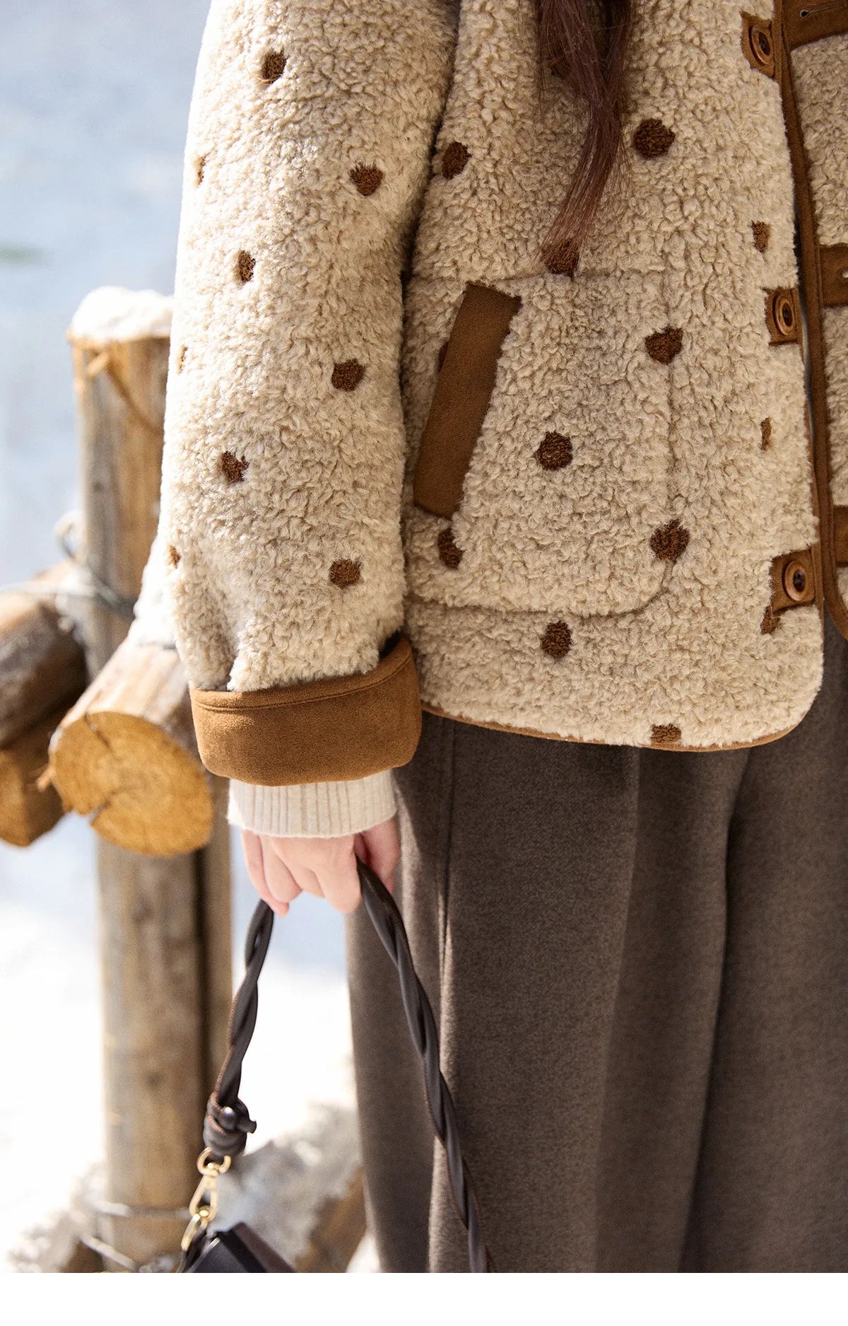 MISHOW Women's Brown Reversible Shearling Coat 2025 Winter Suede Polka Dot Lapel Coats Fleece Thick Warm Short Jacket MXE93W1012