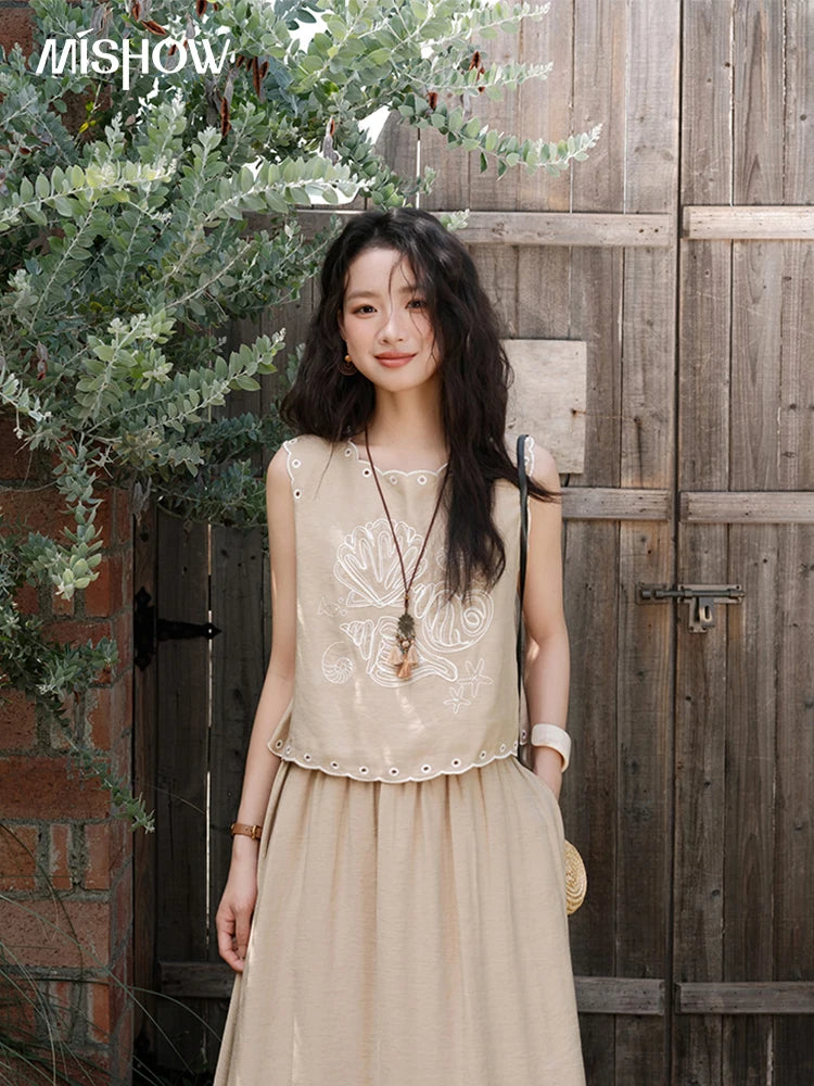 MISHOW Two-Piece Ladies Set 2025 Summer Hollow Out Embroidery Top Lace Spliced Elastic Waist Half Skirt Female Set MXE35T0594