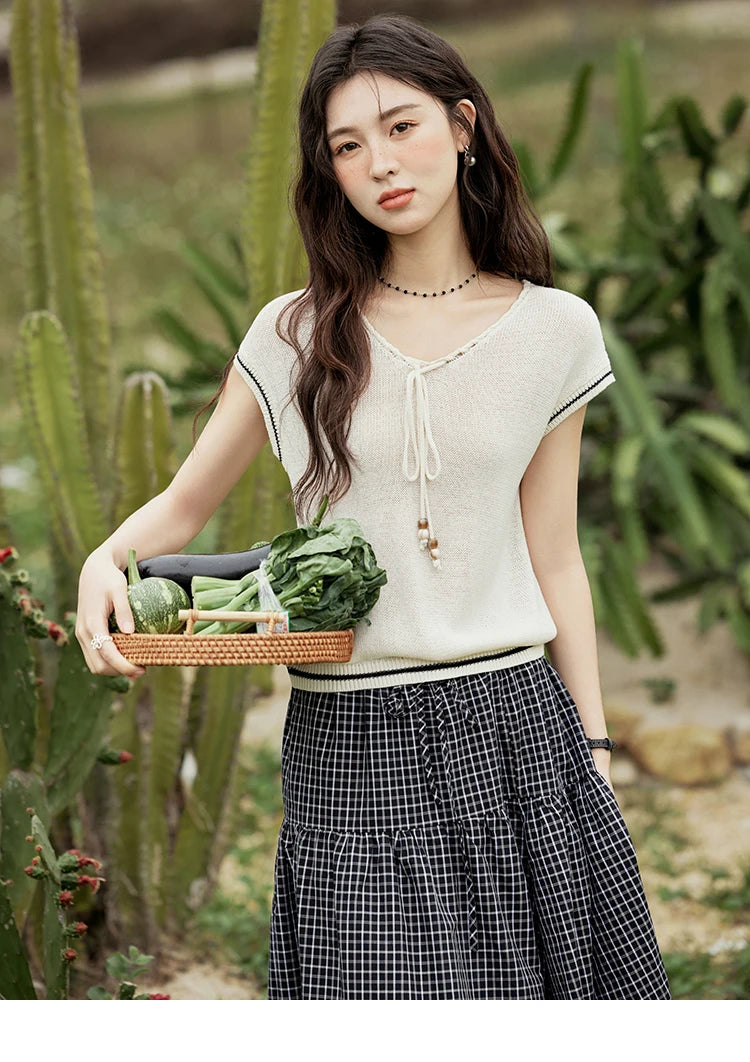 MISHOW Office Lady Summer Knitted Sweater V-neck Short Sleeve Solid Slimming Bead Design Pullover Female Lazy Tops MXE33Z1227