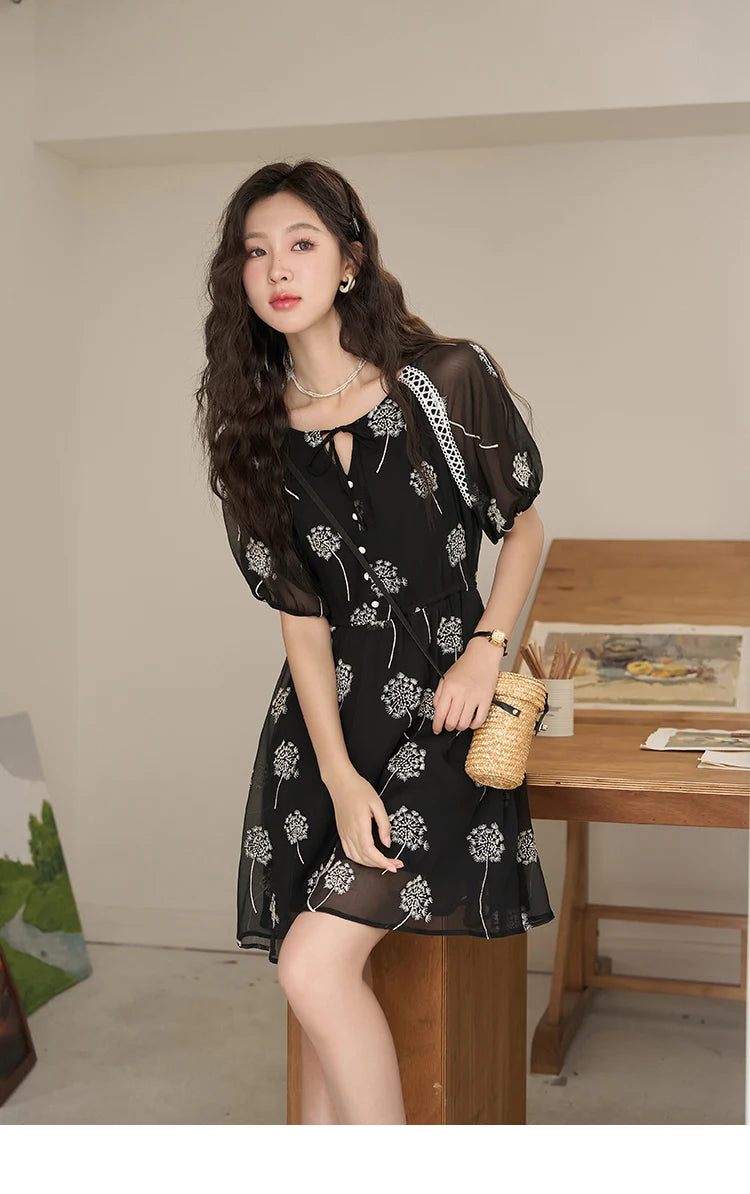 MISHOW【Taraxacum Series】Black Embroidered Dress for Women 2023 Summer French Tea Break Lace-up Retro Romantic Dresses MXC39L1567