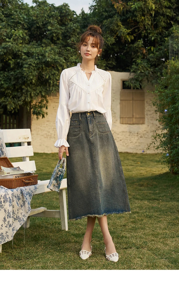 MISHOW French Organ Pleated V-neck Shirt 2025 Autumn Petal Patchwork Ruffle Sleeve Solid Pearl Single Breasted Tops MXD13X1354