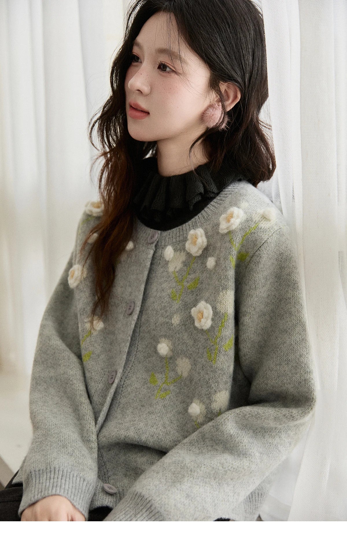 MISHOW Women's Gray Knitted Cardigan 2025 Winter Flower Embroidery Round Collar Single-breasted Warm Slim Sweaters MXE91Z2836