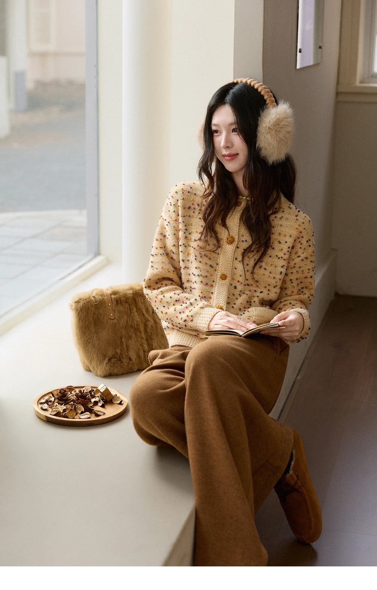 MISHOW Colorful Yellow Sweater Cardigan for Women Winter 2025 Arctic Fleece Retro Round Neck Warm Thick Knit Sweaters MXE91Z2778