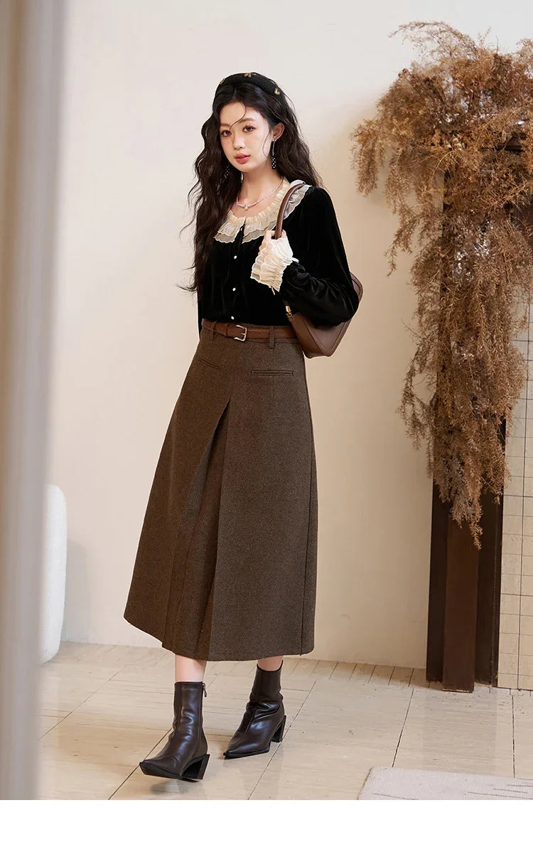 MISHOW French Retro Velvet Blouses for Women 2025 Autumn Winter Button Down O Neck Korean Long Sleeve Shirt Tops MXC51X1323