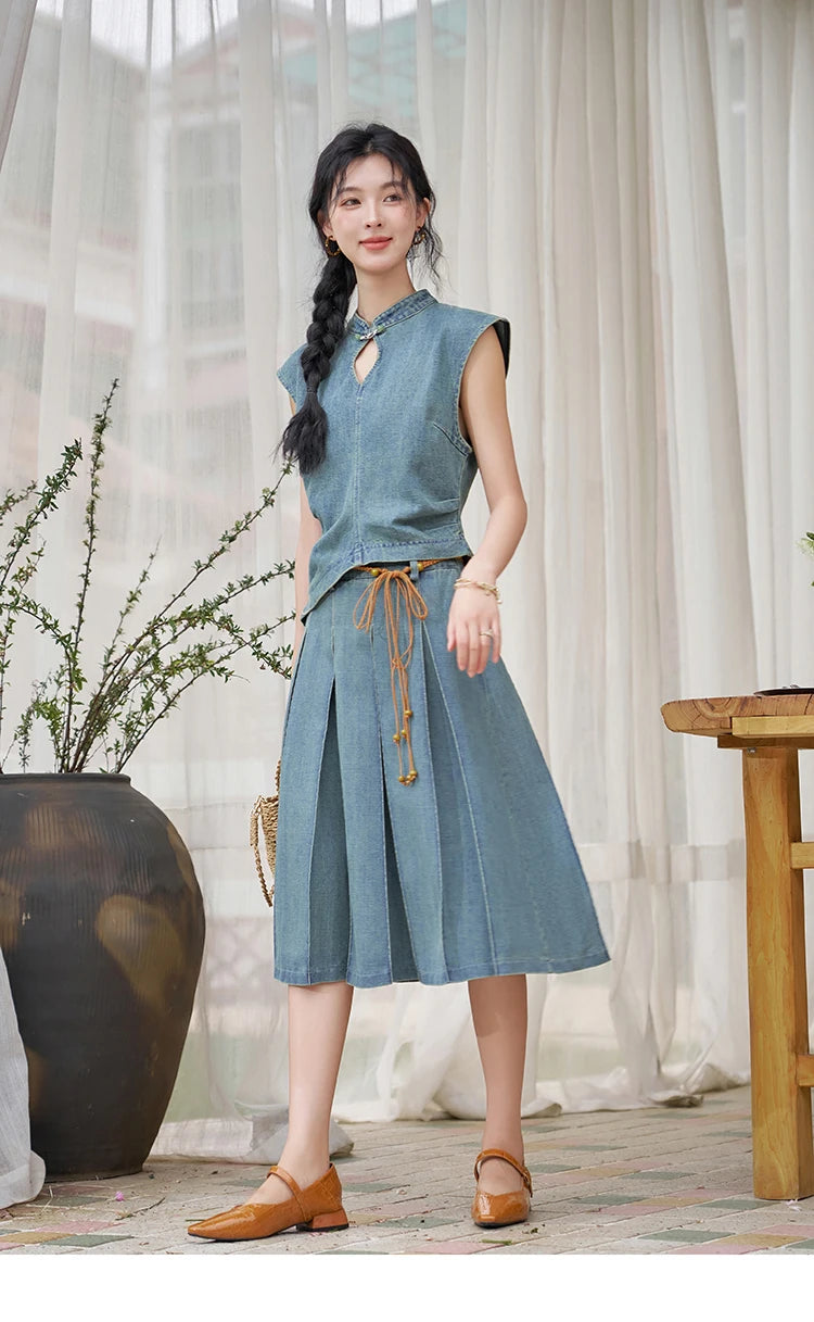 MISHOW Chinese Water Droplet Hollowed Stand Collar Vest Pleated Denim Skirt Separately Summer Retro Denim Collection MXD21X1465
