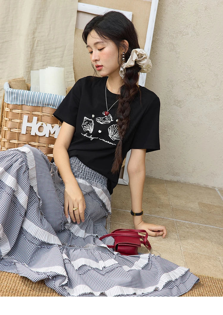 MISHOW Women's Shell Embroidered T-shirt 2025 Summer Short Sleeve Cotton Blend Tops Loose Slim Round Neck Casual Tees MXE34T0570