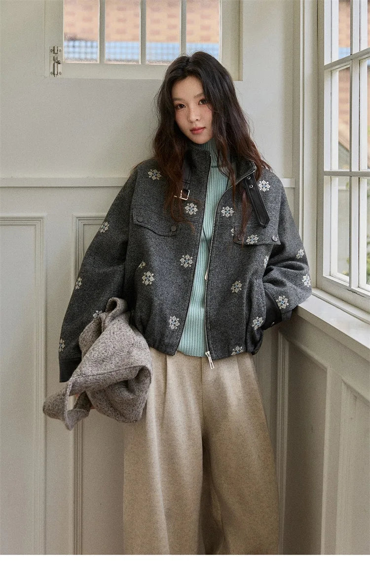 MISHOW Women's Wool Blend Jacket 2025 Winter Retro Small Flower Embroidery Decorated Coat Turtleneck  Zipper Jacket MXE86W0906