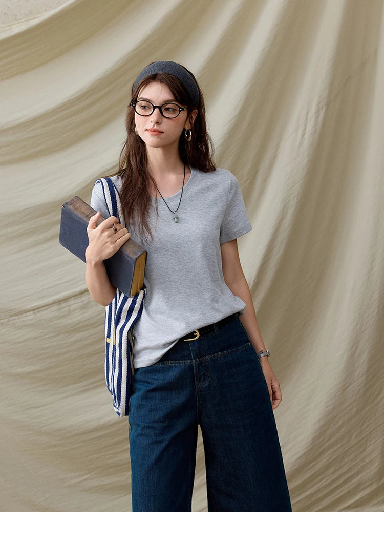 MISHOW Casual Summer T-shirts Women Short Sleeve Round Neck Solid Straight Shoulder Shirt Female Fashion Slimming New MXE31T0532