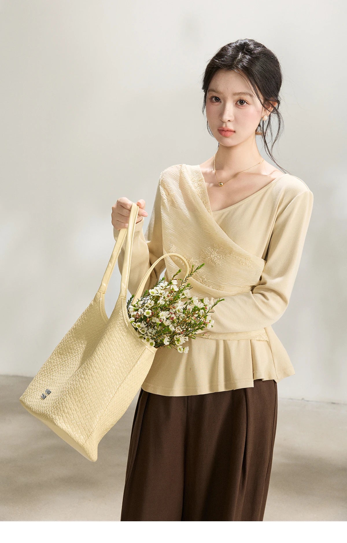 MISHOW Women's Asymmetric Lace Patchwork Tops 2026 Spring V Neck Long Sleeve Top Ruched Waist Ruffled Hem Casual Tees MXF11Z2942