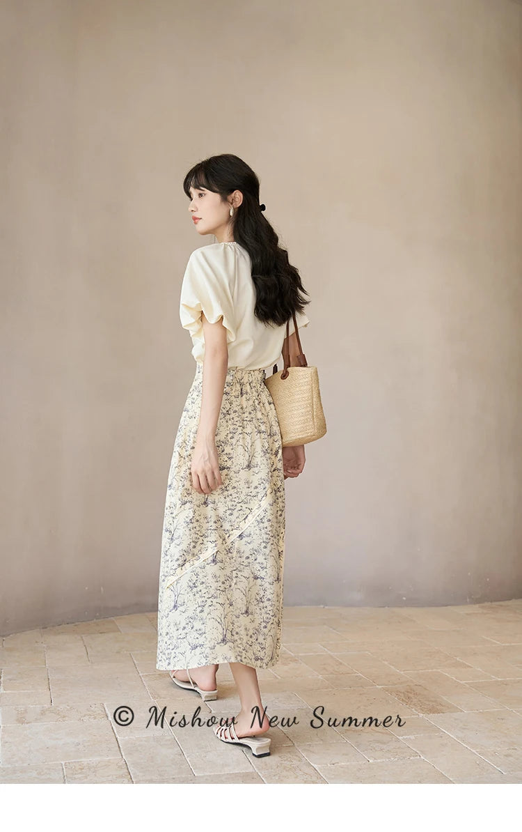 MISHOW Retro Floral Midi Skirt for Women Summer 2023 Side Split High Waist A-line Elegant Elastic Waist Long Skirts MXC37B0044