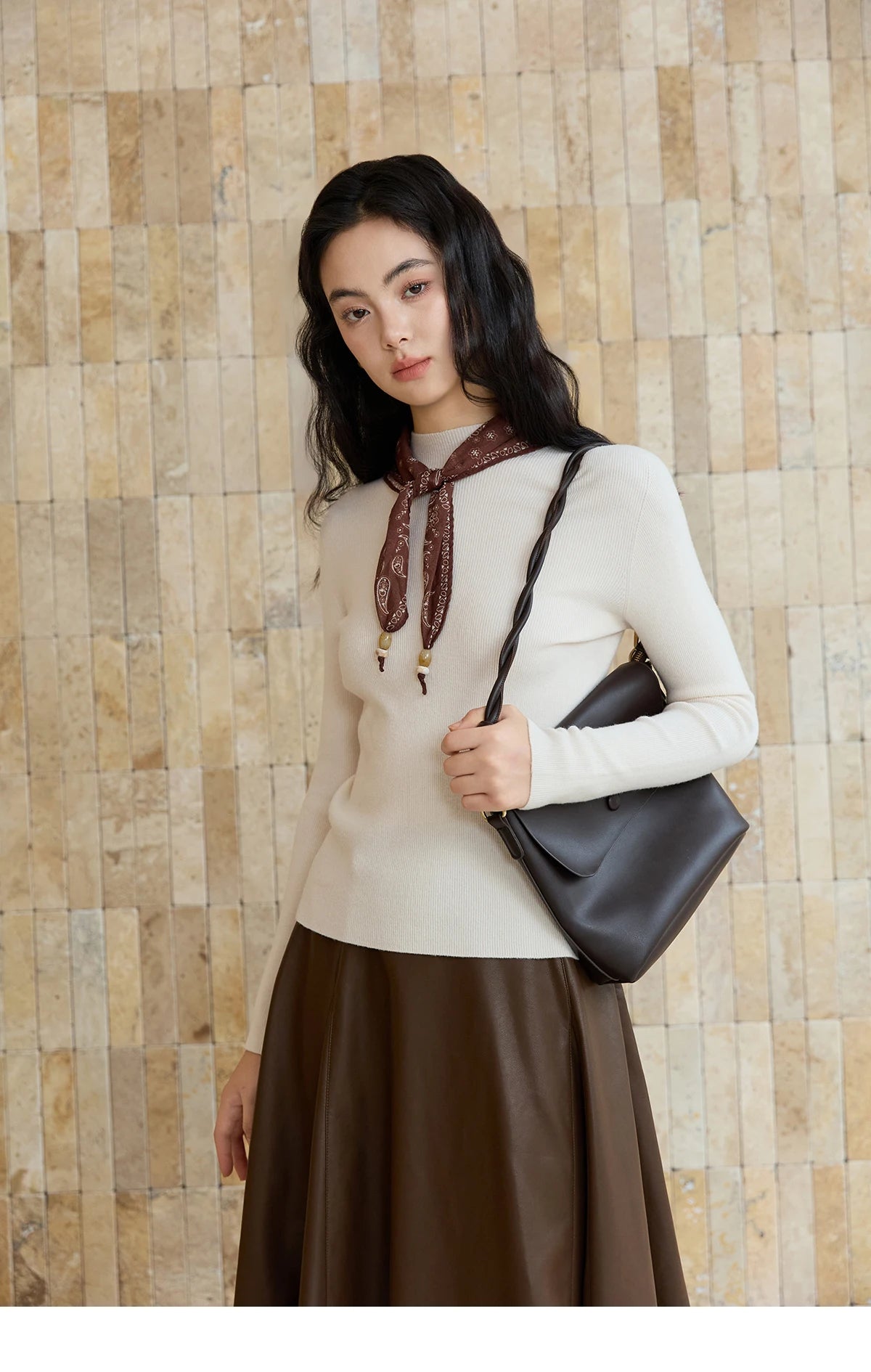 MISHOW Woman Long-sleeved Tops 2025 Autumn Winter Minimalist Mock Neck Knited Top Commute Casual Slim Pullover Woman MXE48Z2583