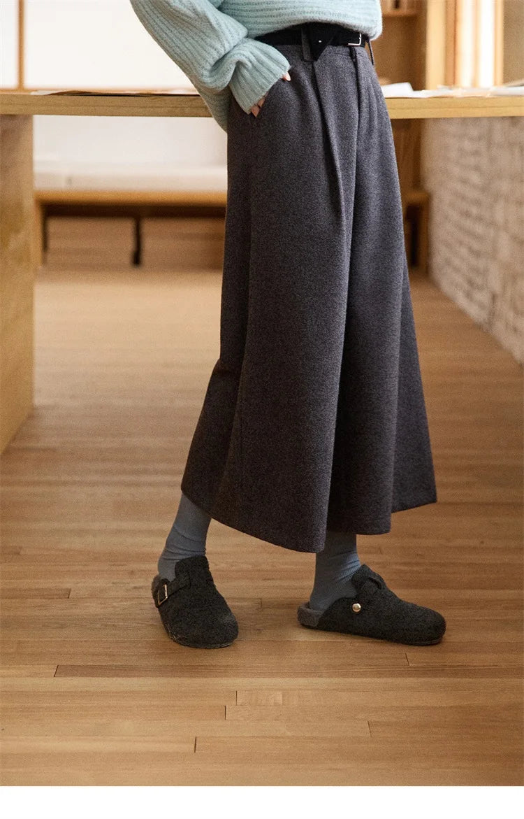 MISHOW Women's Pants 2025 Fashion Gray Wool Wide-leg Pants High-waisted Cropped Retro Style Commuting Pants Warm MXE90K1128