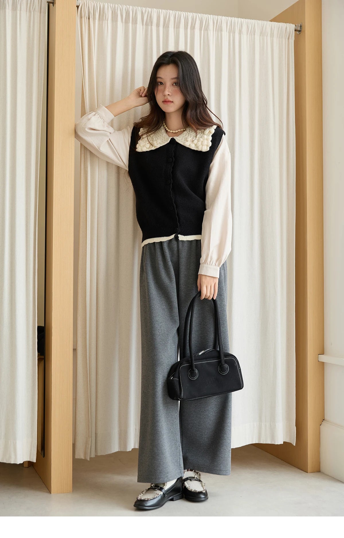 Mishow Black Peter Pan Collar Knitted Vest MXE45Z2484