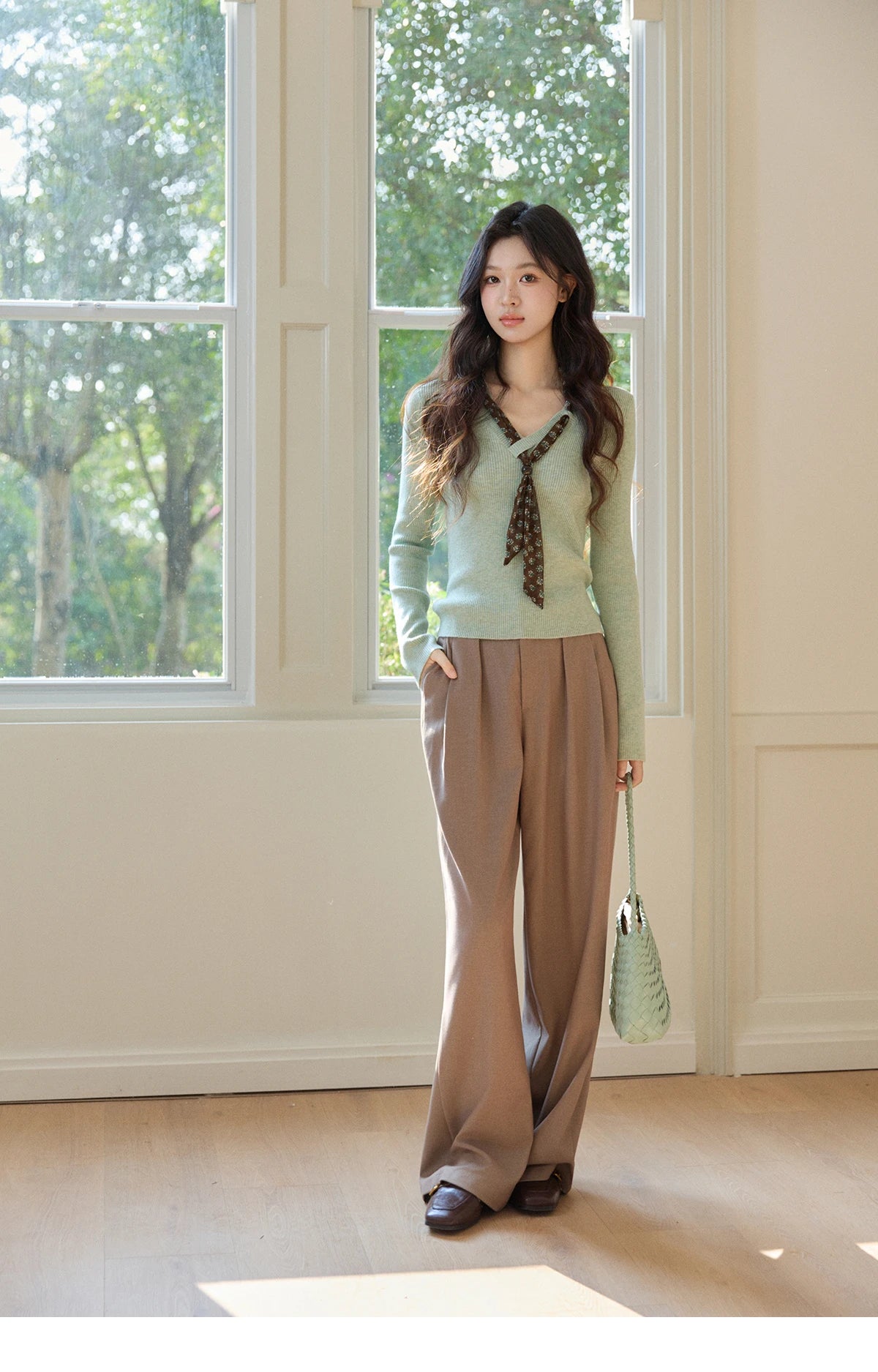 MISHOW Women's V Neck Tie Neck Floral Ribbed Knit Tops 2026 Spring Long Sleeve Slim Casual Soft Green Thin Sweater MXF108Z1024