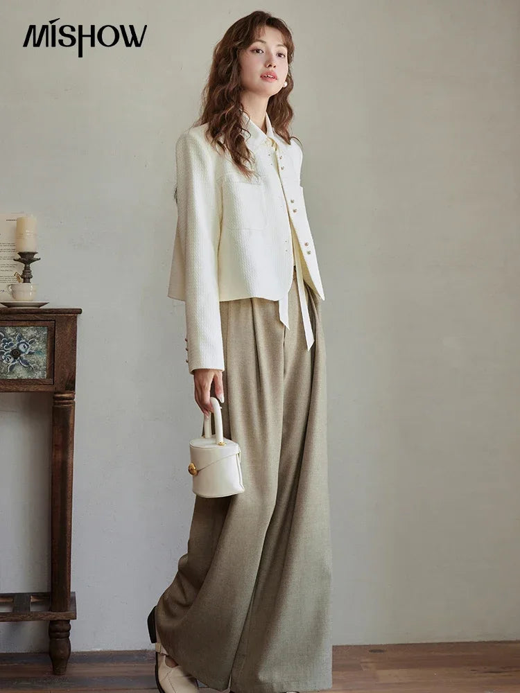 MISHOW Retro Round Neck Coats for Women Spring Autumn Pockets Loose Gold Button Single Breasted Solid Short Jackets MXC44W0072