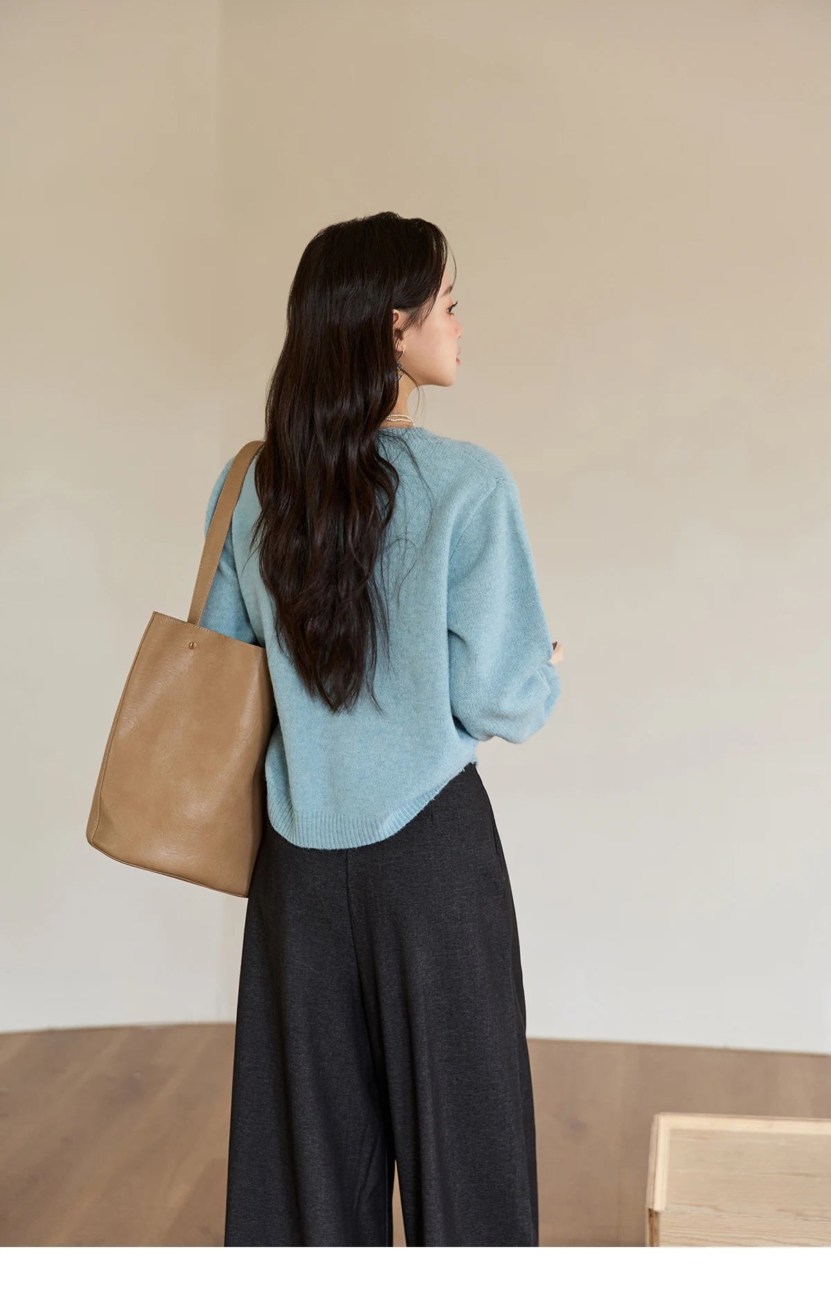 MISHOW Blue Floral Embroidered Cardigan for Women 2025 Autumn Winter New Loose Crew Neck Long Sleeves Sweater Wool MXE51Z2695