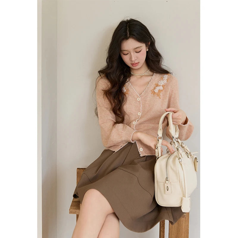 MISHOW Women's Floral Embroidery Knitted Cardigan 2026 Spring V-Neck Casual Short Tops Elegant Slim Knitted Sweater MXF11Z2917