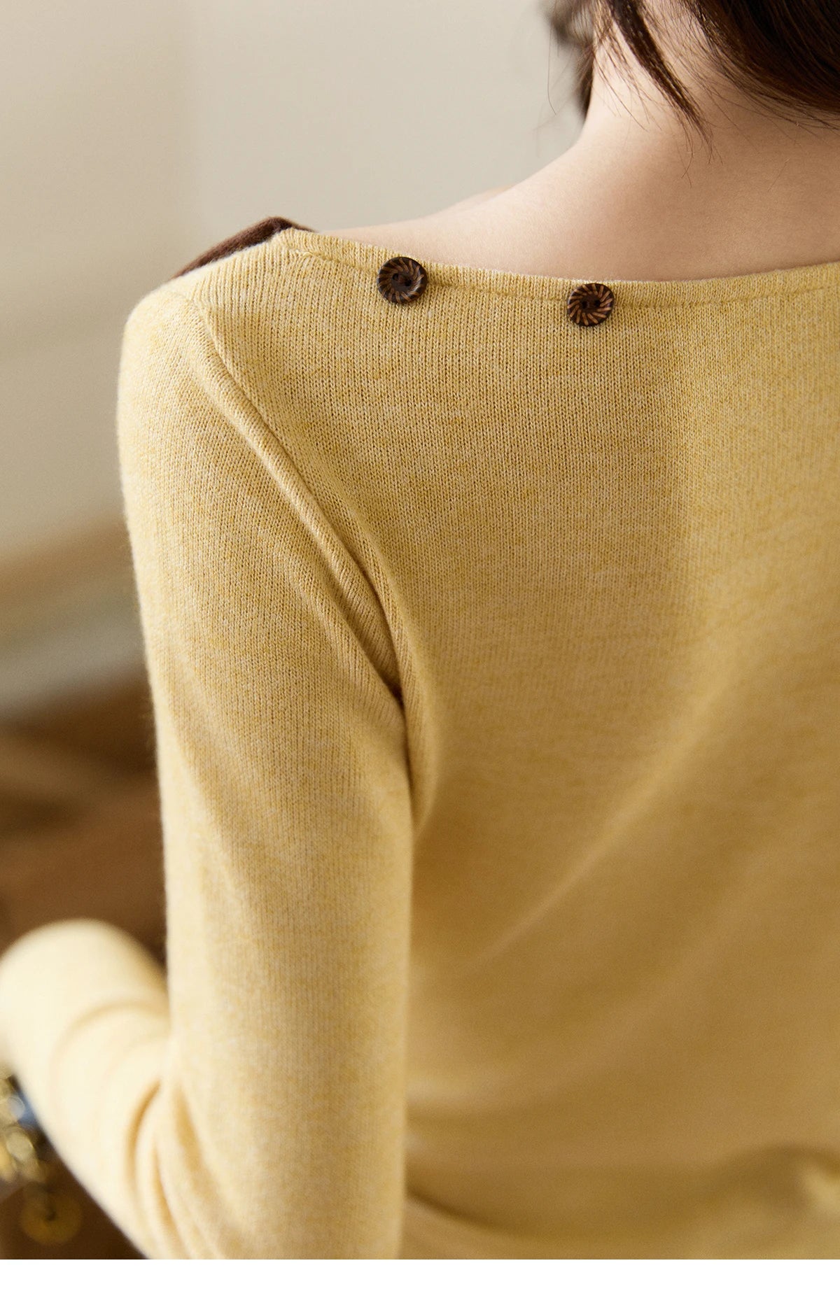 MISHOW Women's Yellow Brown Irregular Top 2026 Spring Contrast Color Oblique Collar Long Sleeve Casual Knitted Tops MXF11Z2911