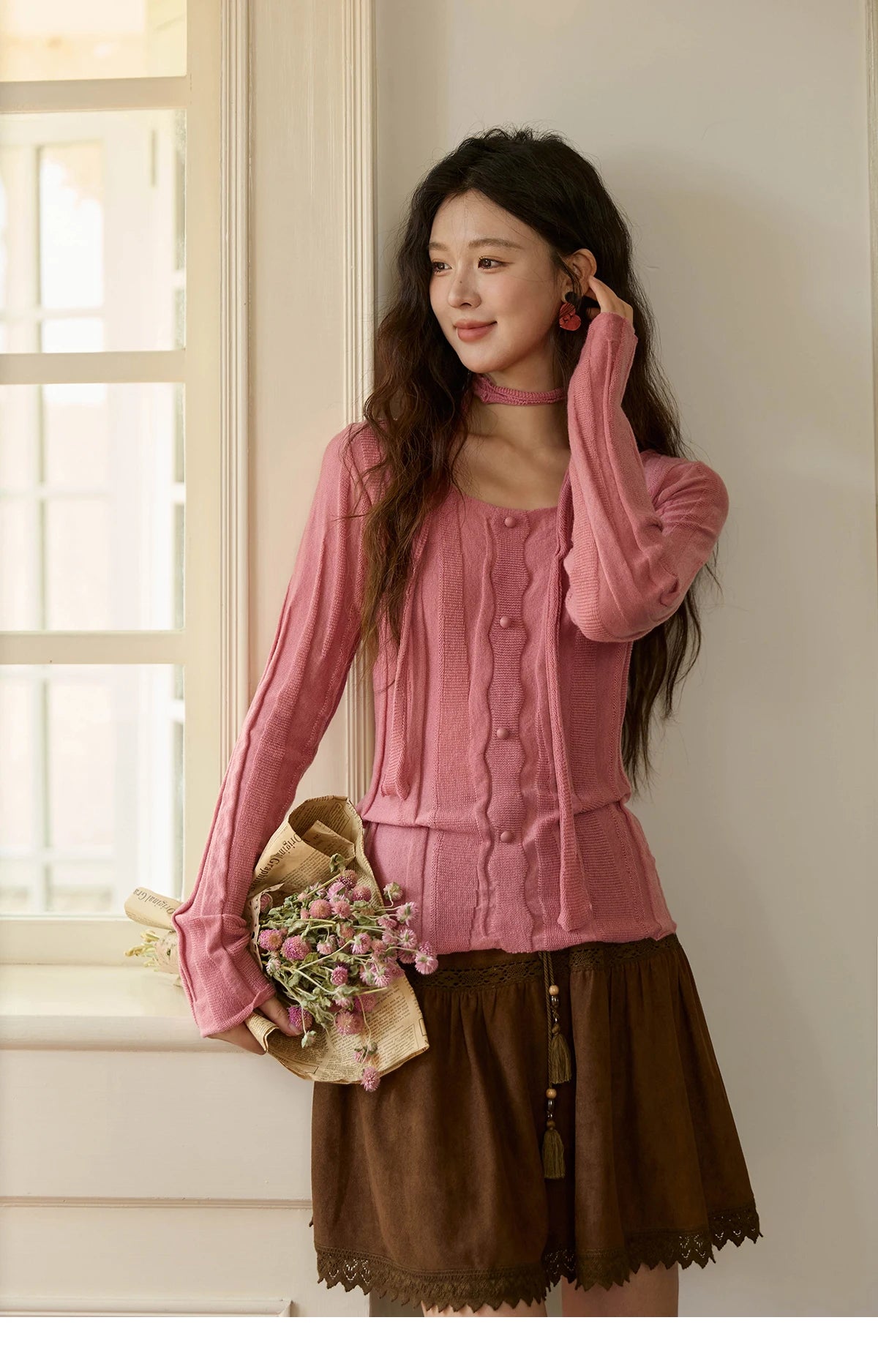 MISHOW Women's Wool Blend Knitted Top 2025 Autumn French Slim Scoop Neck with Draped Tie Soft Solid Pullover Top MXE42Z1322