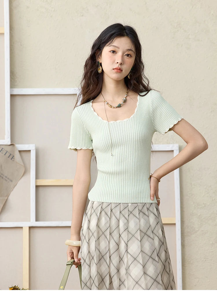 MISHOW Office Lady Summer Sweater Women 2025 New Solid Short Sleeve Lace Collar Contrast Color Hook Design Tops Slim MXE33Z1218