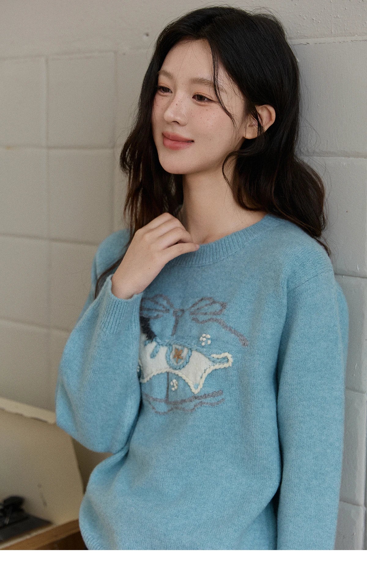 MISHOW Handmade Embroidered Jacquard Sweater for Women in Autumn Winter 2025 Thick Pony Knitted Pullover Sweaters MXE92Z2848