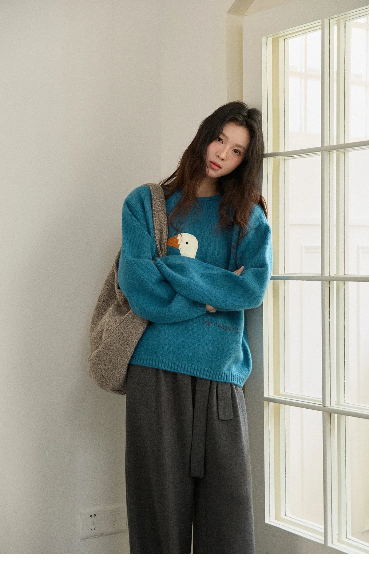 MISHOW Woman Knit Top Peacock Blue Jacquard Sweater for Women 2025 Winter O-neck Long Sleeve Loose Fit Thick Sweater  MXE86Z2751