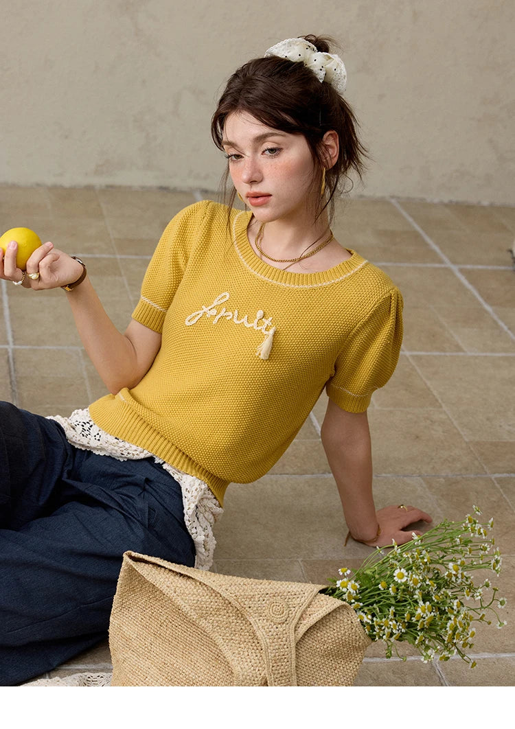 MISHOW French Knitted Pullover Women Summer 2025 Letter Short Sleeve Round Neck Slimming Sweater Female Fashion MXE33Z1219