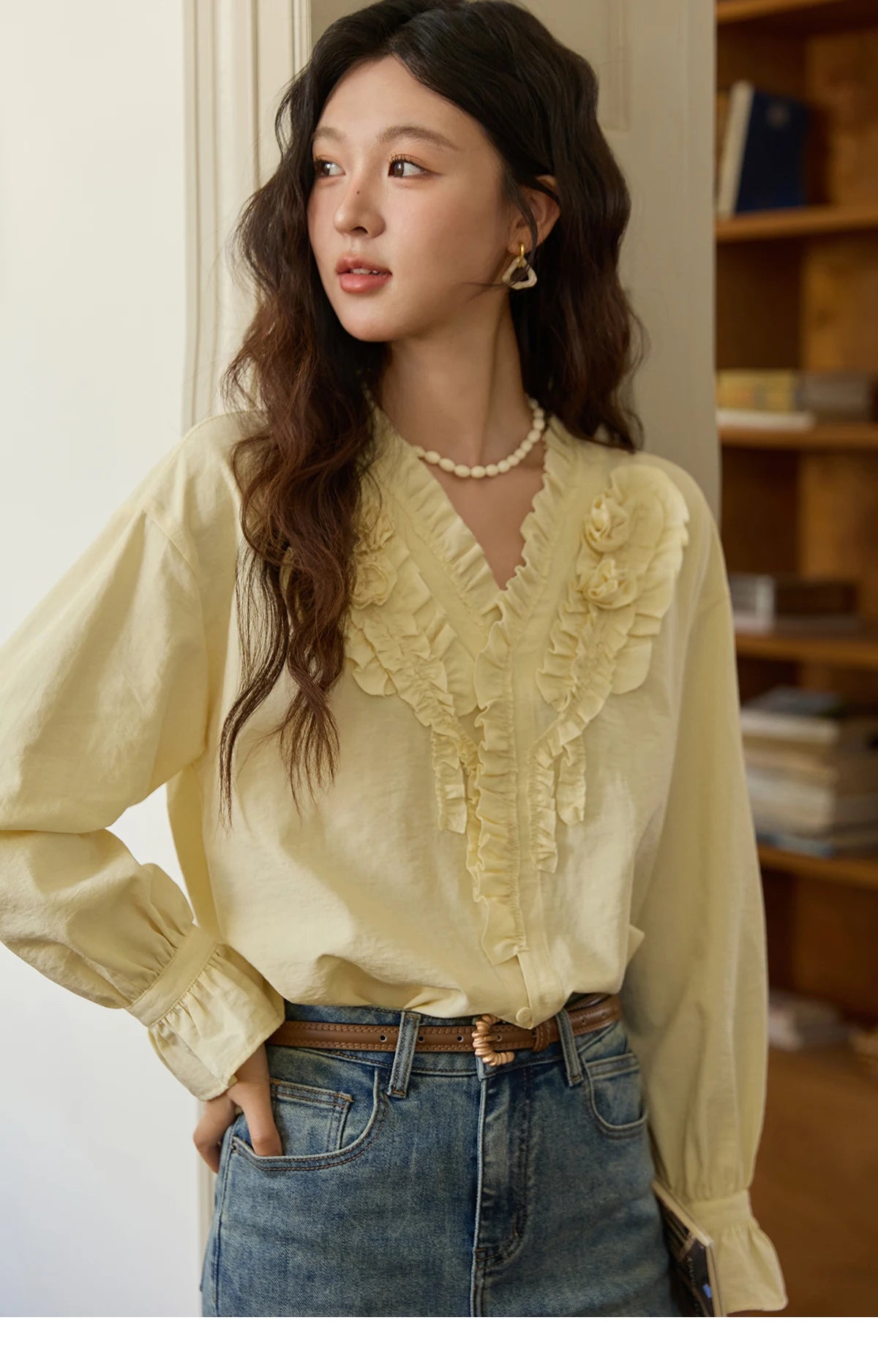 MISHOW Hand Sewn Rose Blouse for Women Autumn 2025 V-neck  Edible Tree Fungus Edge Tops Sweet Lantern Sleeves Blouses MXE44X2470