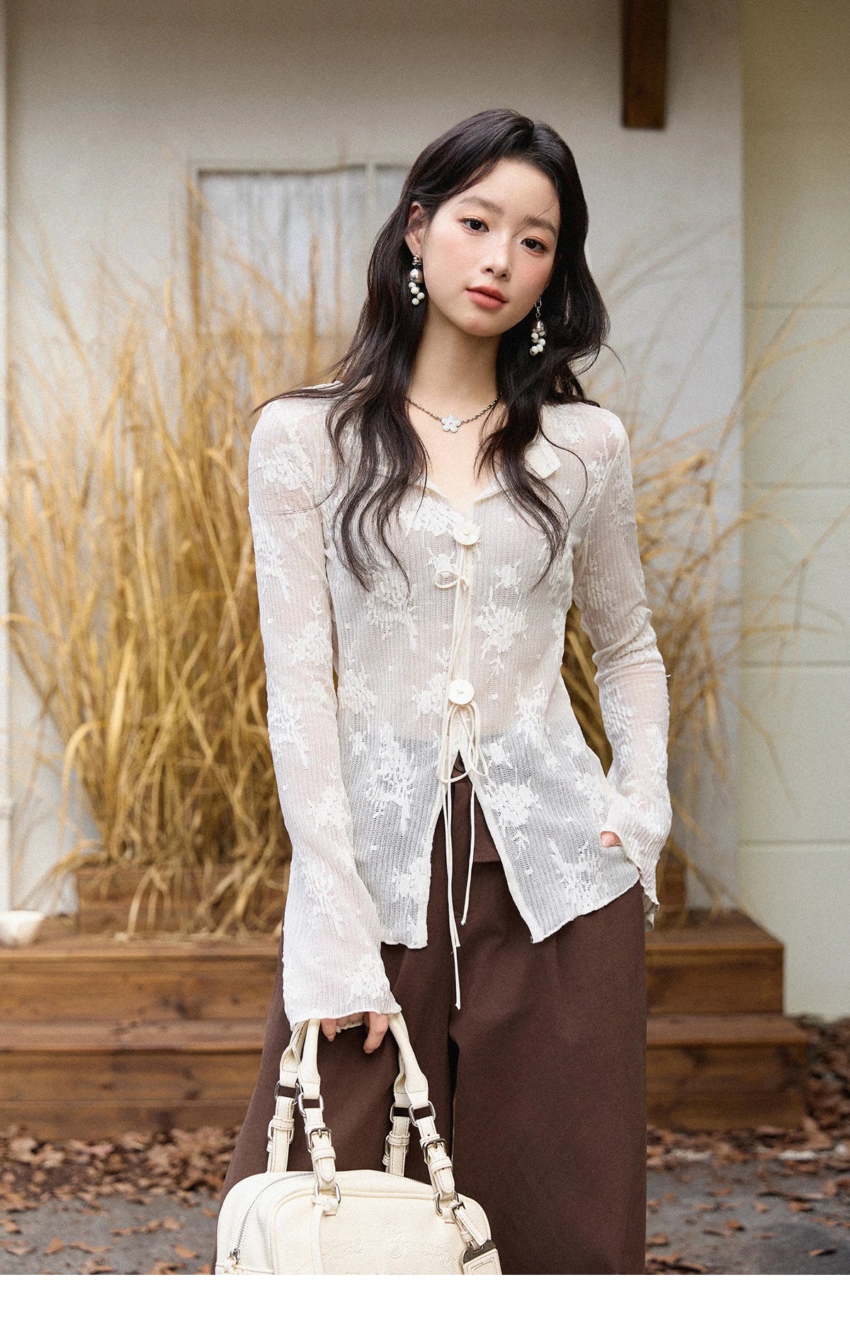 MISHOW White Shirt Women 2025 Autumn New French Romantic Sexy Slim Flared Sleeves Top Commute Luxury Lace Shirt  MXE49X2511