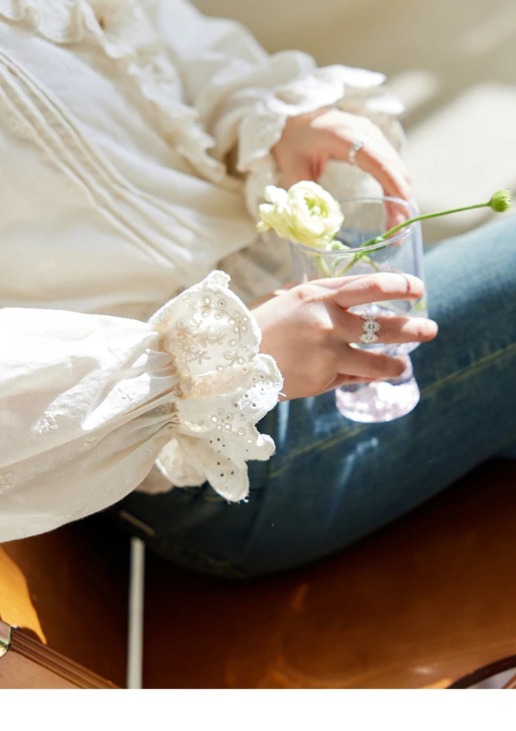 MISHOW Spring New French Shirts for Woman 2025 Long Sleeve V-neck Solid Loose Blouses Women Fashion Versatile Tops MXE14X1732