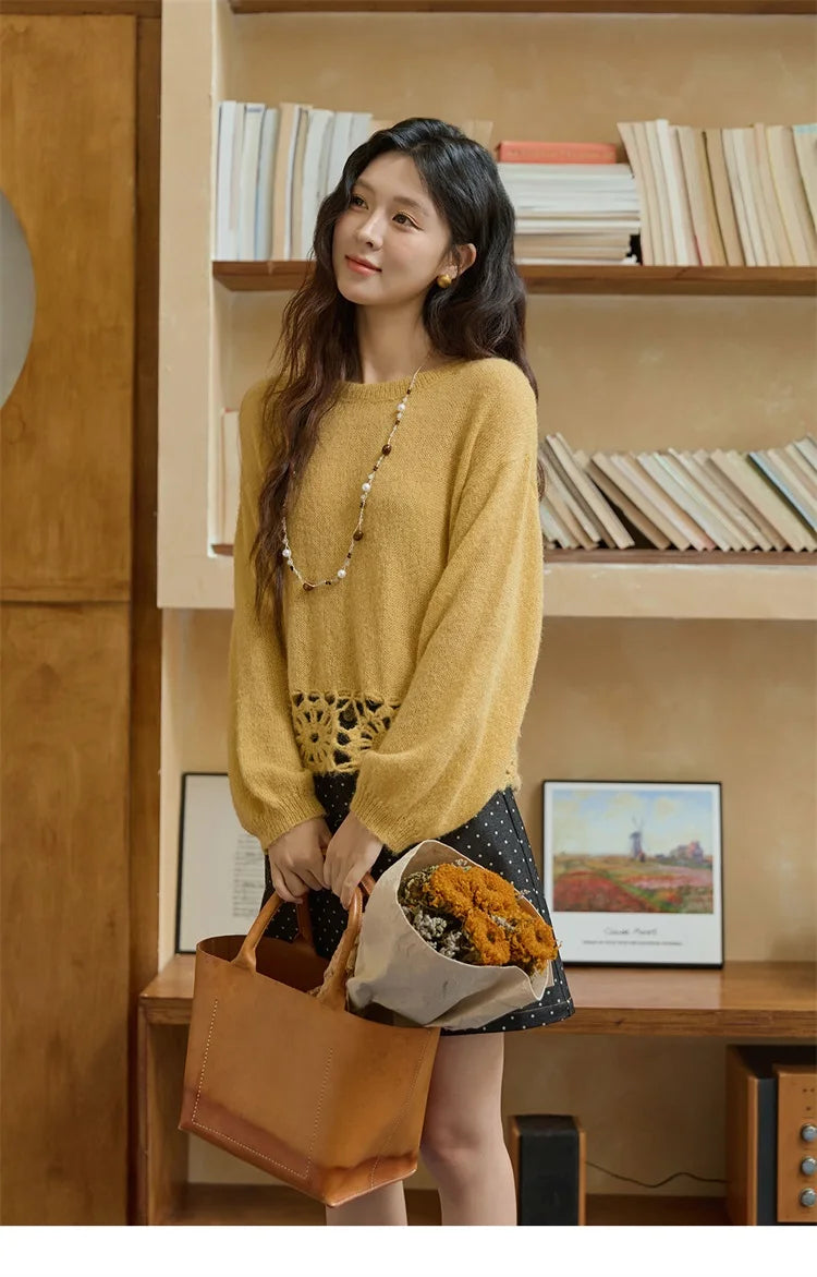 MISHOW Woman Sweaters 2025 Elegant French Hollow Out Floral Sweater Loose O-neck Long Sleeves Knit Top Autumn Clothes MXE44Z2491