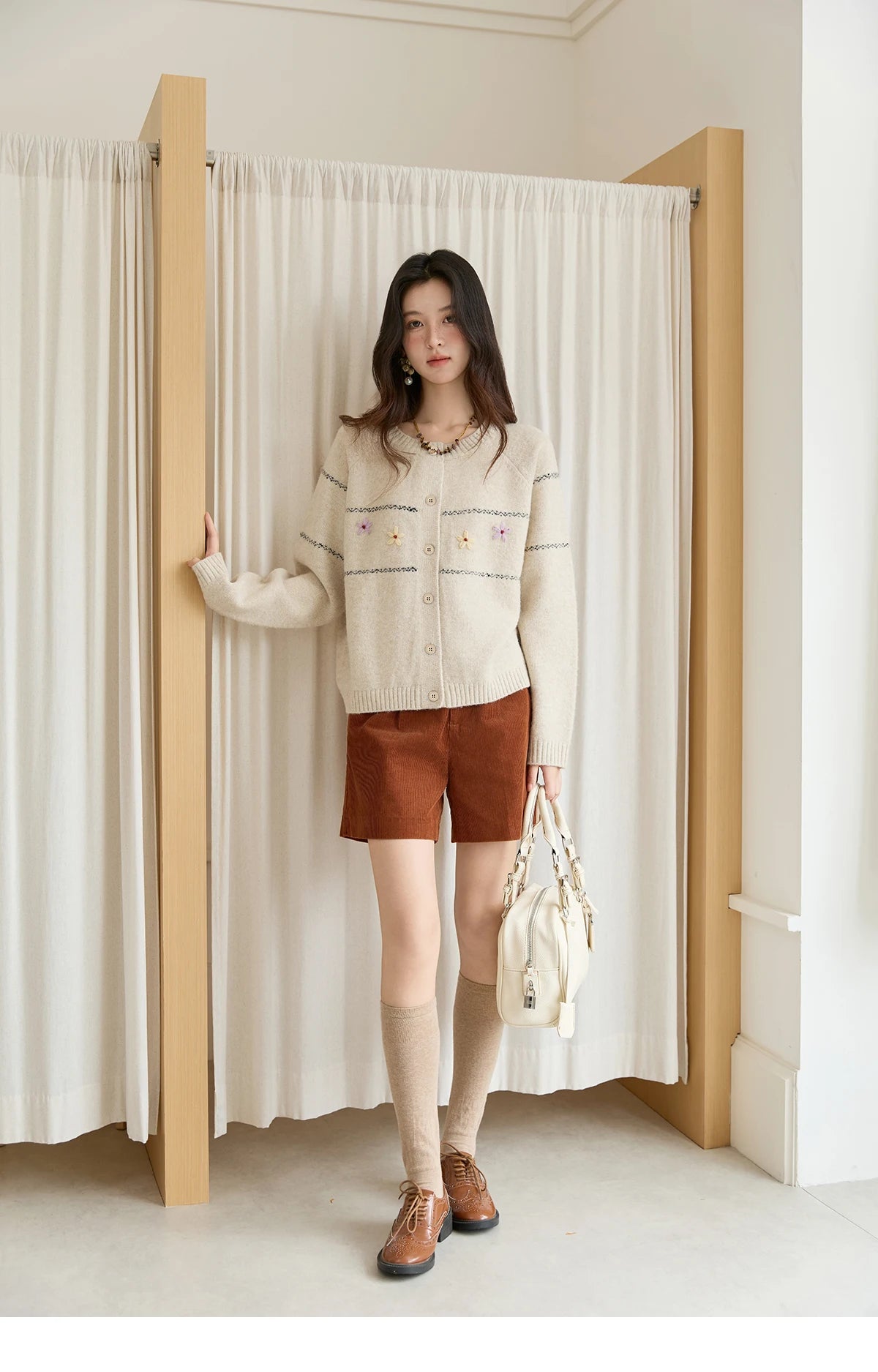 MISHOW Women Cardigan Long Sleeve 2025 Autumn Winter Flower Embroidered Knitted Cardigan Commute Loose Blue Knit Top MXE46Z2581