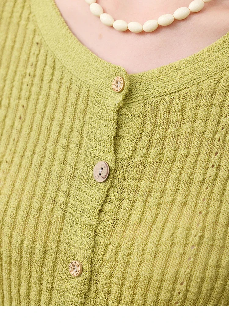 MISHOW Summer Knitted T-Shirts 2025 New Solid Short Sleeve Round Neck Thin Tops Female Fashion Versatile Office Lady MXE31Z1229