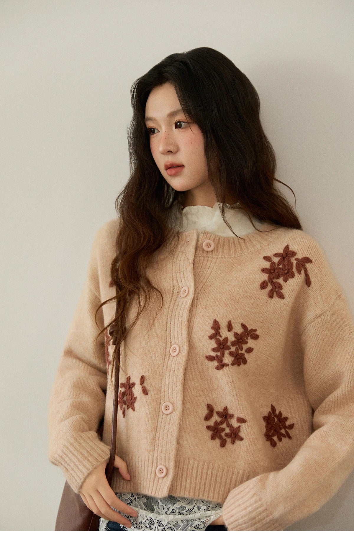 Mishow Floral Embroidery Round Neck Wool Cardigan MXE86Z2724