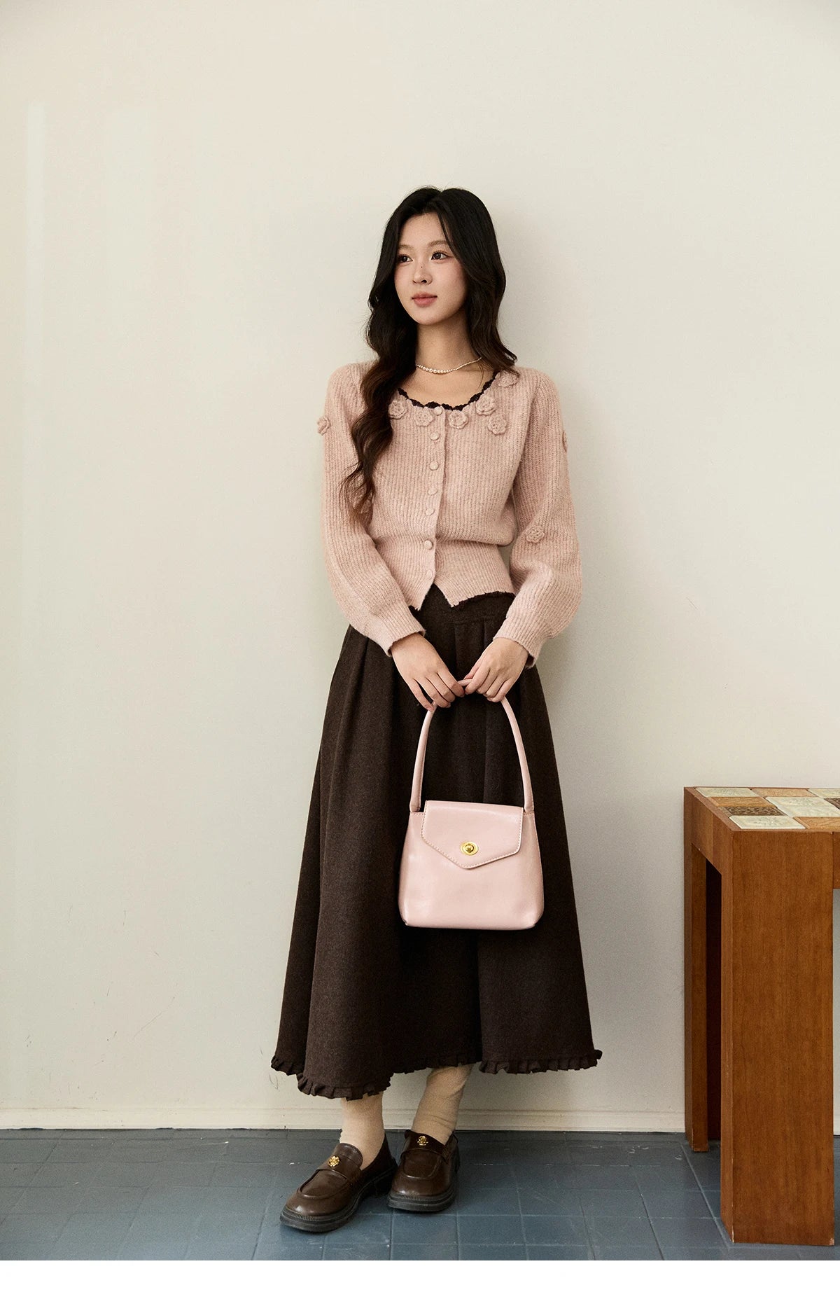 MISHOW Women's Pink Knitted Cardigan 2025 Autumn Winter Flower Decor Lace Trim Button Cardigan Slim Warm Pullover Top MXE94Z2862