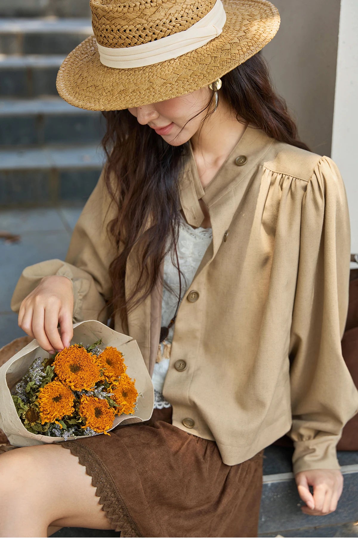 MISHOW British Trench Coat 2025 Autumn Women's Light Brown Stand Collar Coats Female Single Breasted Versatile Jacket MXE43W0802