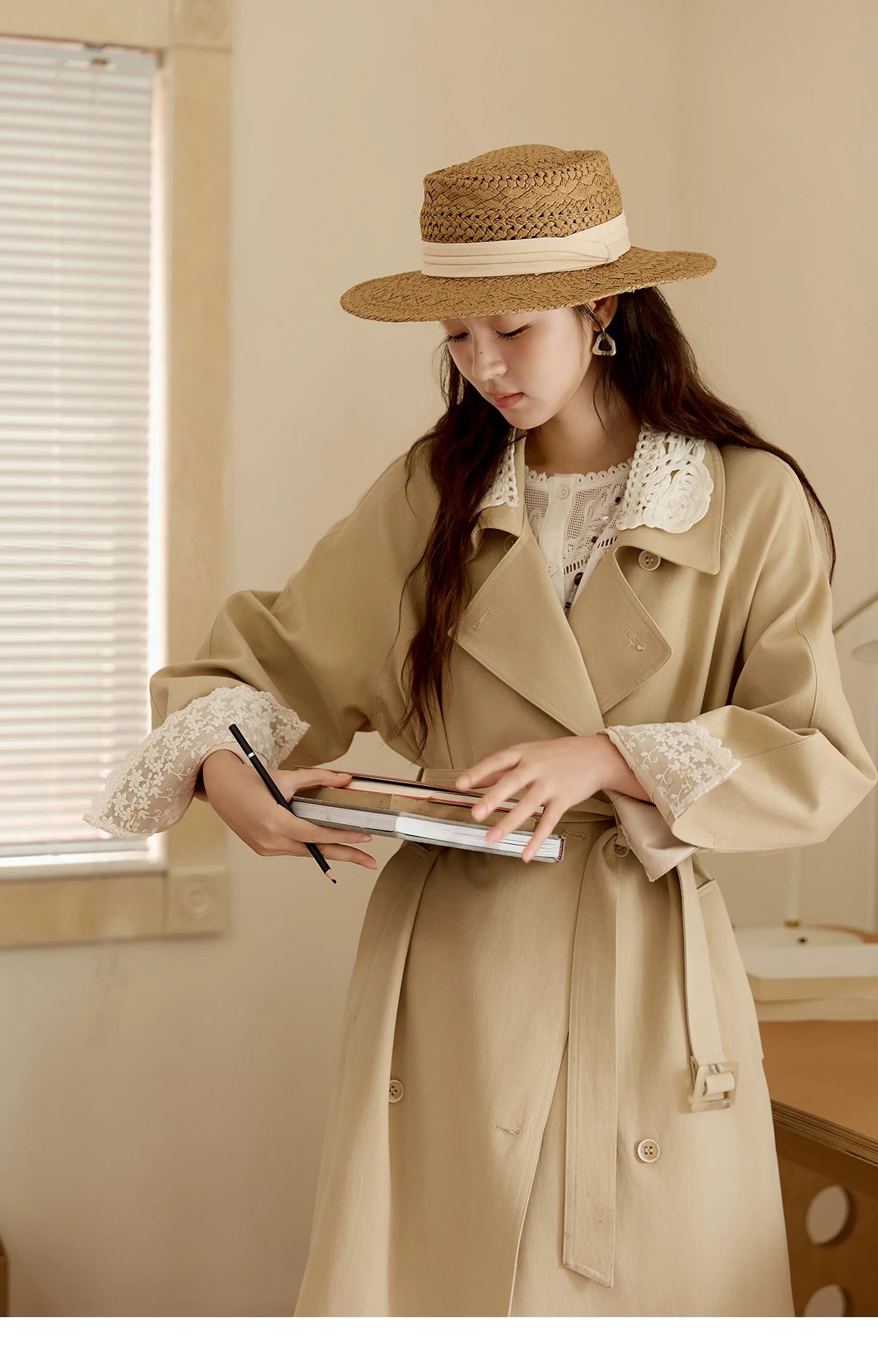 MISHOW Trench Coat Women 2025 Autumn Fashion Light Khaki Lace Long Windbreaker Jacket Long-sleeved Coat with Belt MXE45W0830