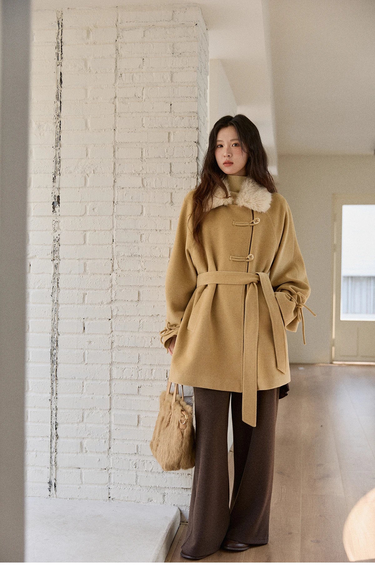 MISHOW Woman Sweater Vest 2025 Winter Retro Brown Jacquard V-neck Knitted Vest Loose Commute Versatile Pullover MXE86Z2659