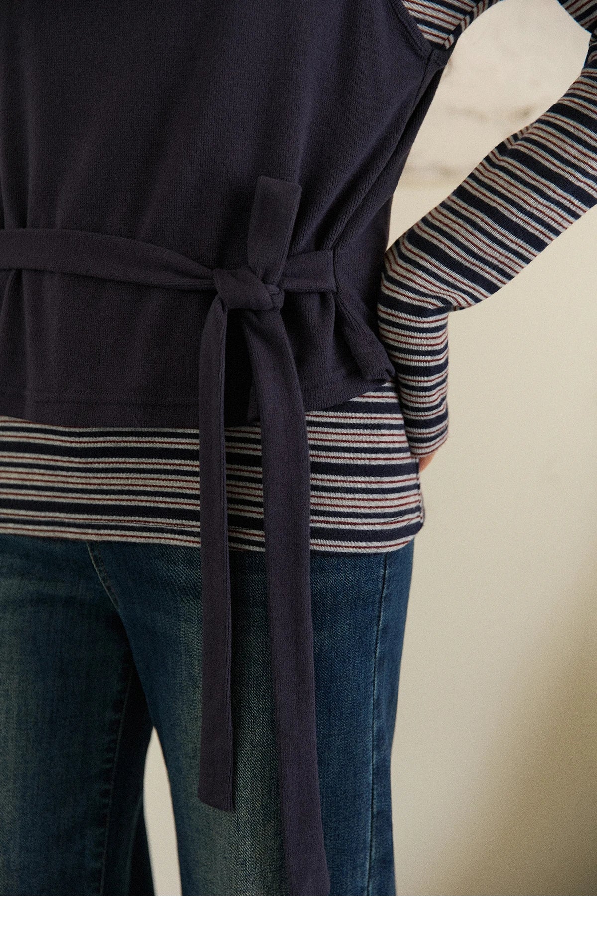 MISHOW Women's Two-Piece Set, 2025 Winter New Retro Casual Round Neck Long Sleeve Striped Top with Tie-Waist Camisole MXE87T1430