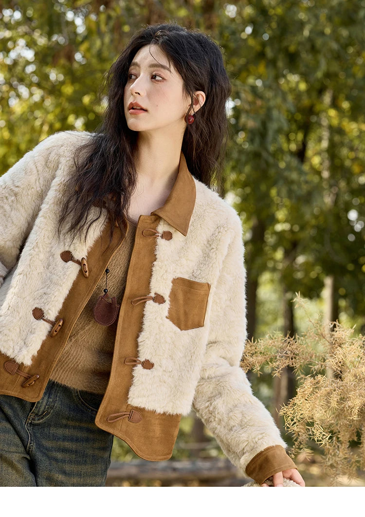 MISHOW Lamb Wool Short Jacket Women Ox Horn Button 2024 Fall Winter New Fashion Warm Loose Splicing Suede Top MXD36W0504