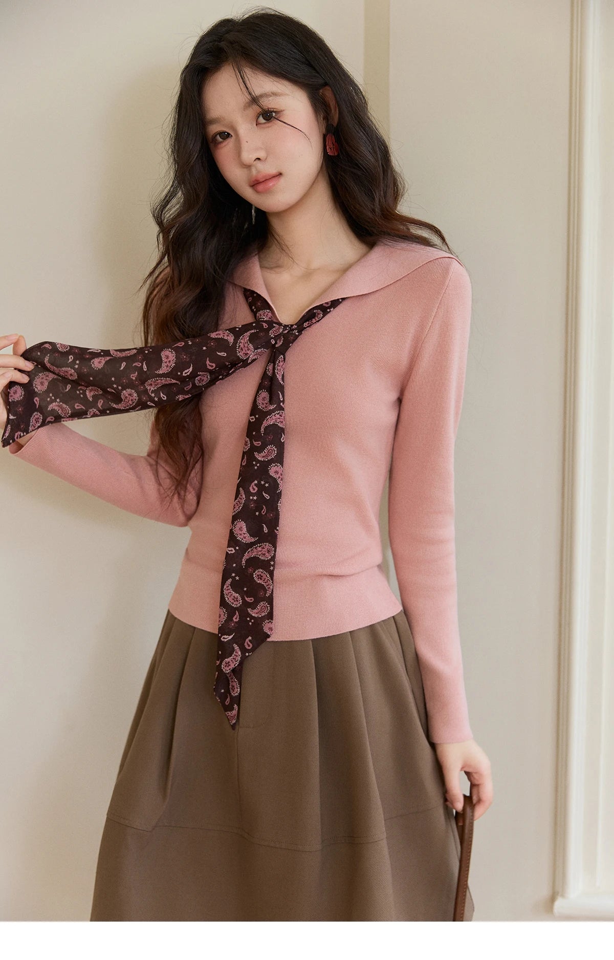 MISHOW Women's Pink V-neck Knitted Top 2026 Spring Polo Neck Detachable Paisley Scarf Thin Tops Casual Slim Sweater MXF108Z1032