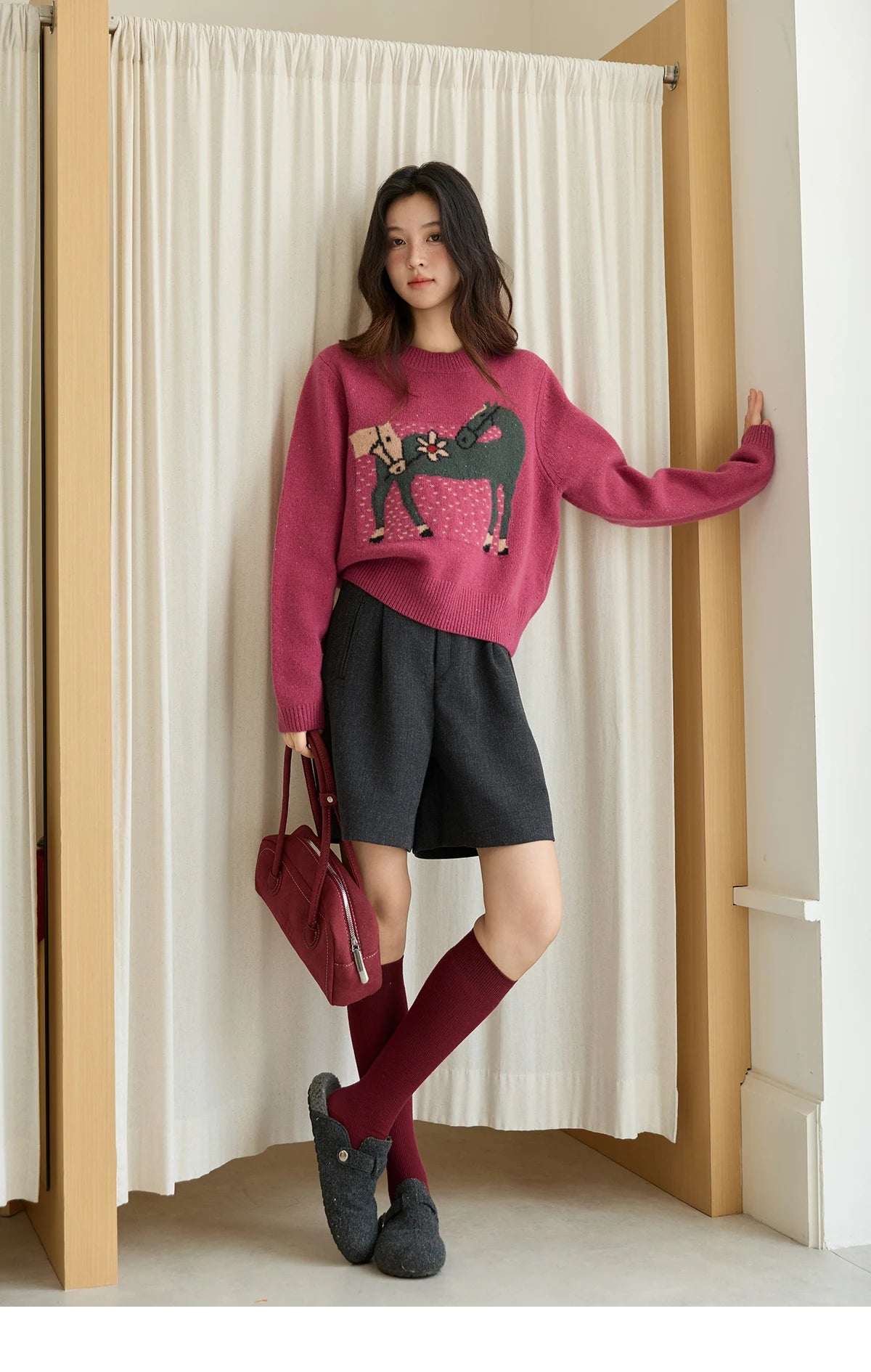 MISHOW Red Sweater Women 2025 Autumn Winter French Round Neck Pony Jacquard Loose Pullovers Long-sleeved Knitted Top MXE48Z2622