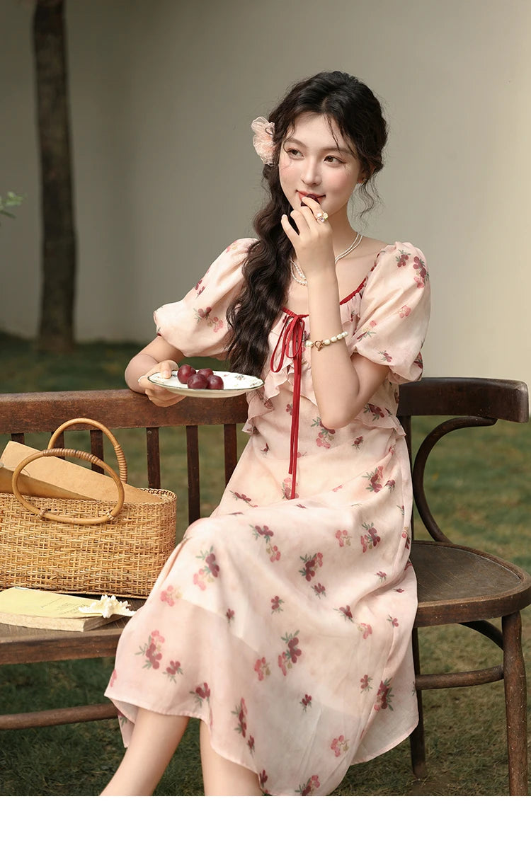 MISHOW Korean Floral Bubble Sleeve Lace-Up Dress MXD31L1924