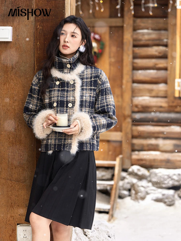 MISHOW Vintage Plaid Jackets for Women Fur Collar Cotton Clip Thickened Stand Collar Coats Color Clash Pocket Design MXD36W0503