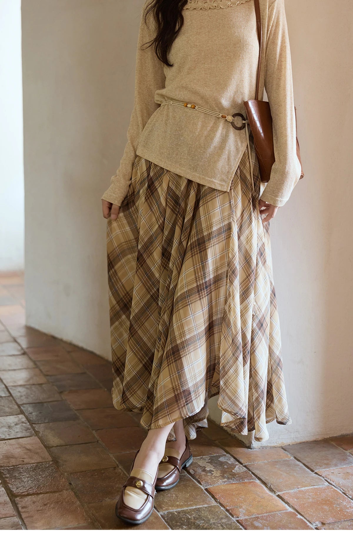 MISHOW Coffee Plaid Skirt 2025 Autumn Asymmetrical Hem Skirts Female Retro Side Zipper Commuting A-line Midi Skirt MXE42B2377